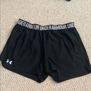 Black under Armour shorts